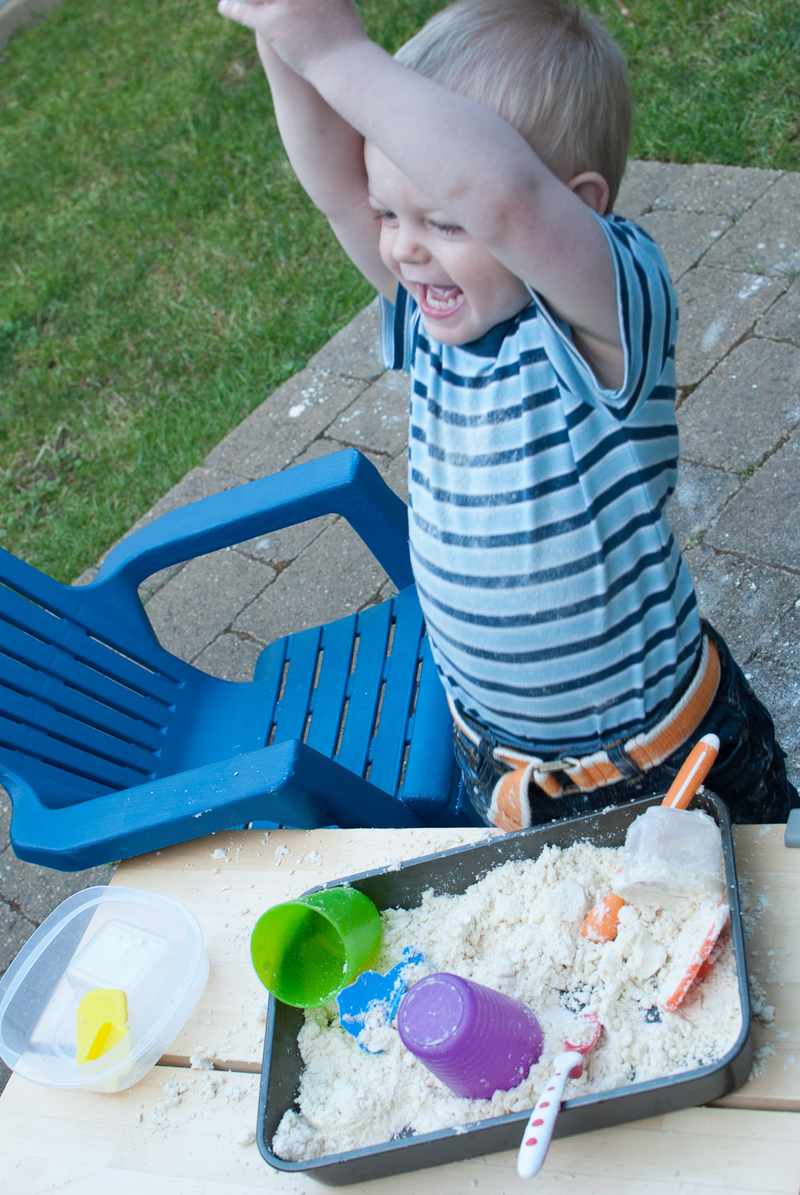 Illustration for article titled Kitchen Moon Dust is a Silky Sandpile for Landlocked Playtime